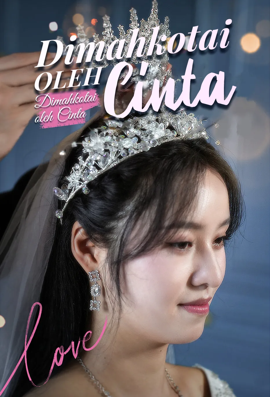 Dimahkotai oleh Cinta